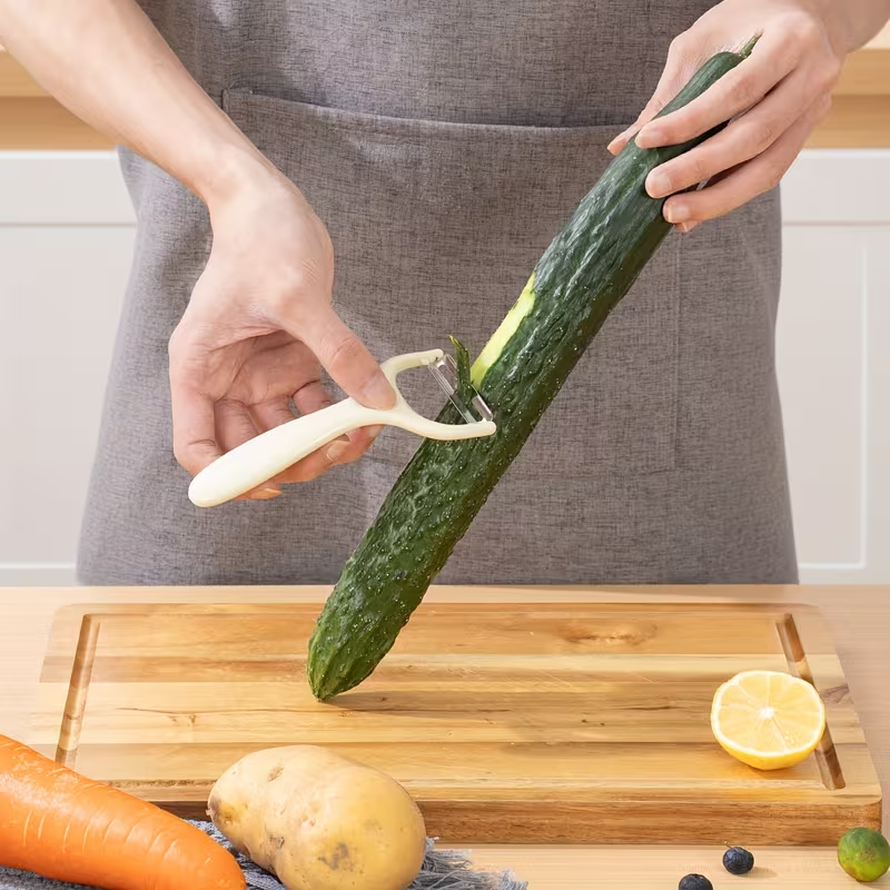 Vegetable Peeler – Ergonomic Non-Slip Handle Fruit & Potato Peeler | Kitchen Gadget