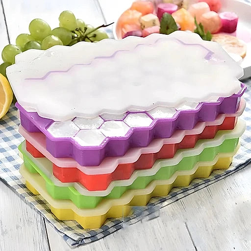 Honeycomb Silicone Ice Cube Tray With Lid