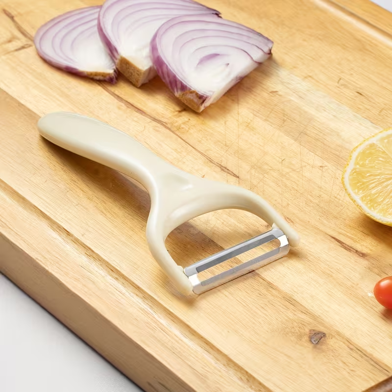 Vegetable Peeler – Ergonomic Non-Slip Handle Fruit & Potato Peeler | Kitchen Gadget